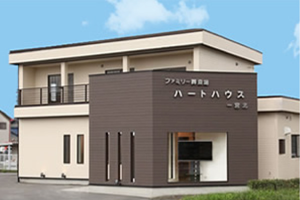 ハートハウス一宮北外観・一宮市西島町の家族葬専用ホール